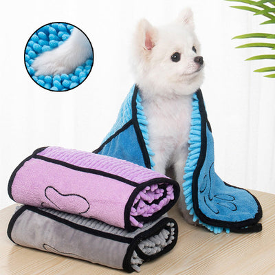 Superb quick-drying microfiber towel for dogs and cats.
